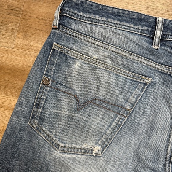 Diesel Waykee Jeans Men 36x30 Blue Straight Leg Medium Wash Faded Denim 0806U - Picture 5 of 16